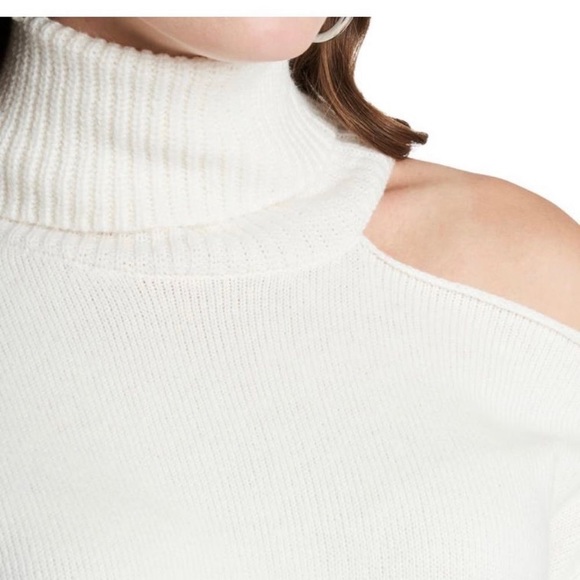 1. State Sweaters - 1.State cutout shoulder turtleneck sweater in L color antique white